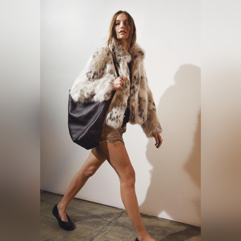 Zara ZW Faux Fur Short Coat - Picture 8 of 16